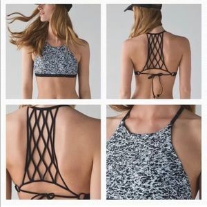 Lululemon swim top sz 4 black/white